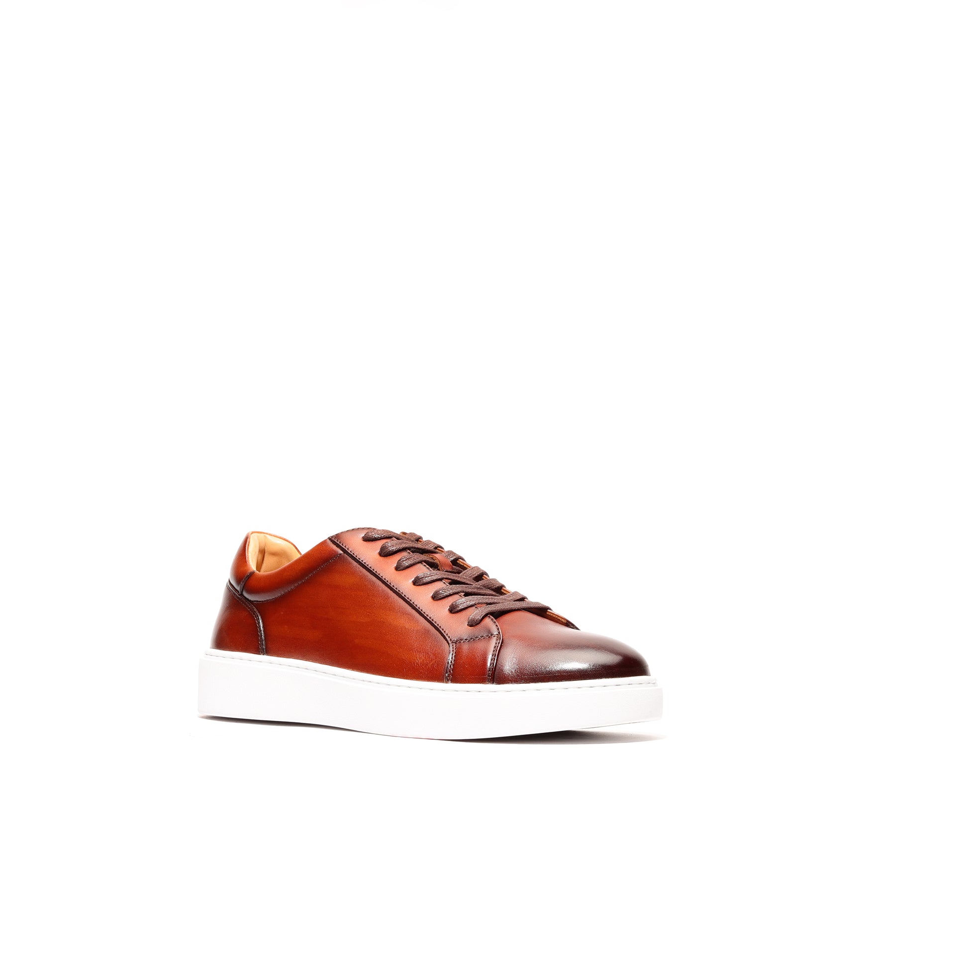 High-quality genuine light brown leather sneakers featuring a classic design and comfortable fit.